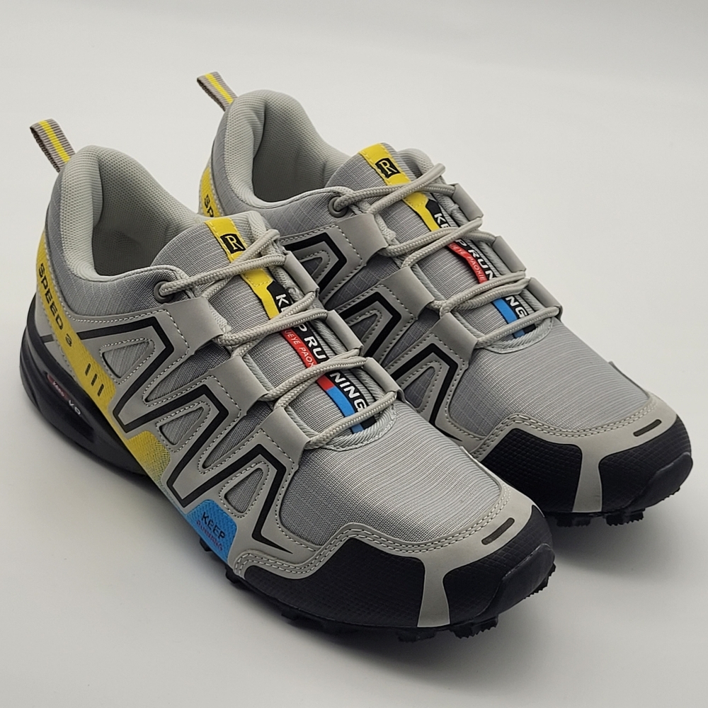 Trail Running Shoes Men's Hiking Shoes - Size 11 US / 45 EU - Like New! - Used